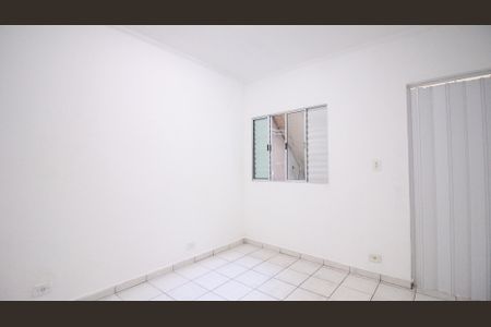 Casa para alugar com 2 quartos, 64m² em Vila Antonieta, São Paulo