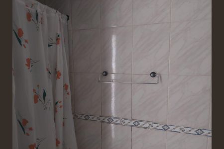 Apartamento à venda com 45m², 2 quartos e 1 vaga Apartamento à venda com 45m², 2 quartos e 1 vagaBanheiro