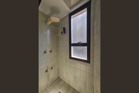 Apartamento para alugar com 200m², 3 quartos e 1 vaga Apartamento para alugar com 200m², 3 quartos e 1 vagabanheiro da suíte 1