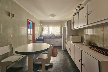 Apartamento para alugar com 200m², 3 quartos e 1 vaga Apartamento para alugar com 200m², 3 quartos e 1 vagacozinha