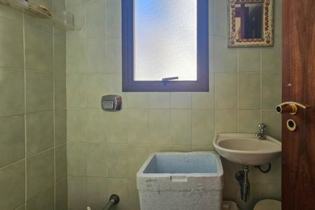 Apartamento para alugar com 200m², 3 quartos e 1 vaga Apartamento para alugar com 200m², 3 quartos e 1 vagaÁrea de serviço