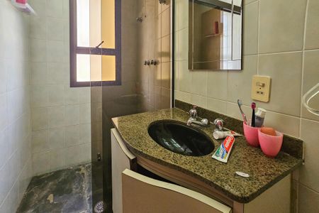 Apartamento para alugar com 200m², 3 quartos e 1 vaga Apartamento para alugar com 200m², 3 quartos e 1 vagabanheiro da suíte 2