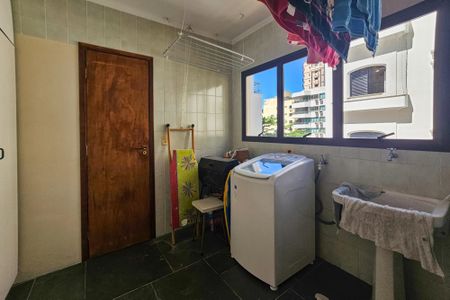 Apartamento para alugar com 200m², 3 quartos e 1 vaga Apartamento para alugar com 200m², 3 quartos e 1 vagaÁrea de serviço