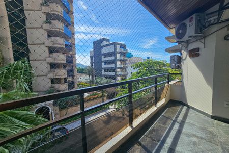 varanda  de apartamento para alugar com 3 quartos, 200m² em Praia Enseada, Guarujá