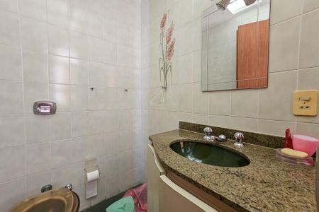 Apartamento para alugar com 200m², 3 quartos e 1 vaga Apartamento para alugar com 200m², 3 quartos e 1 vagabanheiro da suíte 3