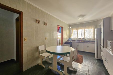 Apartamento para alugar com 200m², 3 quartos e 1 vaga Apartamento para alugar com 200m², 3 quartos e 1 vagacozinha