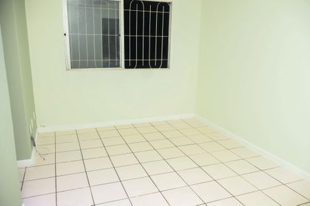 Sala de apartamento para alugar com 2 quartos, 55m² em Tancredo Neves, Salvador