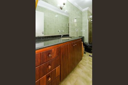 Banheiro de apartamento para alugar com 2 quartos, 70m² em Estrela Dalva, Belo Horizonte