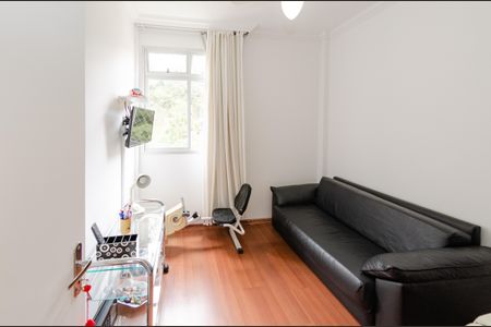 Quarto 1 de apartamento para alugar com 2 quartos, 70m² em Estrela Dalva, Belo Horizonte
