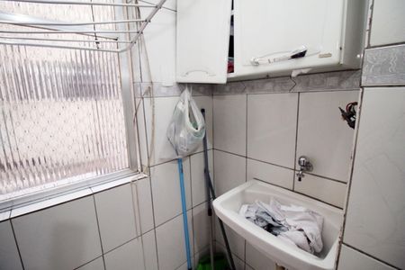 Apartamento para alugar com 70m², 2 quartos e 1 vagaÁrea de Serviço