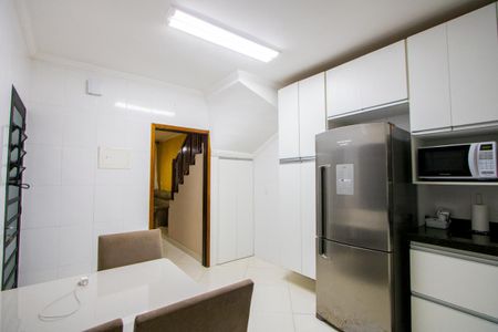 Casa para alugar com 78m², 2 quartos e 2 vagas Casa para alugar com 78m², 2 quartos e 2 vagasCozinha