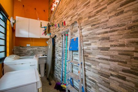 Casa para alugar com 78m², 2 quartos e 2 vagas Casa para alugar com 78m², 2 quartos e 2 vagasÁrea de serviço