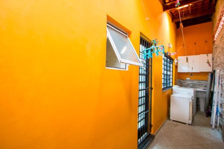 Casa para alugar com 78m², 2 quartos e 2 vagas Casa para alugar com 78m², 2 quartos e 2 vagasÁrea de serviço