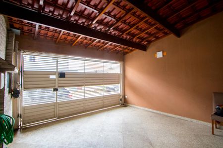 Casa para alugar com 78m², 2 quartos e 2 vagas Casa para alugar com 78m², 2 quartos e 2 vagasGaragem