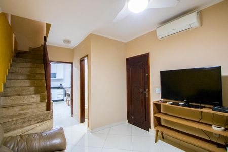 Sala de casa para alugar com 2 quartos, 78m² em Vila Assunção, Santo André