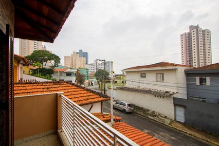 Casa para alugar com 78m², 2 quartos e 2 vagas Casa para alugar com 78m², 2 quartos e 2 vagasVaranda do quarto 2