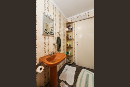 Casa à venda com 67m², 2 quartos e 1 vagaBanheiro 