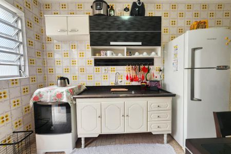 Casa à venda com 67m², 2 quartos e 1 vagaCozinha 