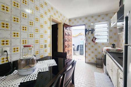 Casa à venda com 67m², 2 quartos e 1 vagaCozinha 