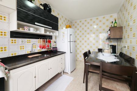 Casa à venda com 67m², 2 quartos e 1 vagaCozinha 