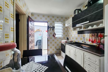 Casa à venda com 67m², 2 quartos e 1 vagaCozinha 