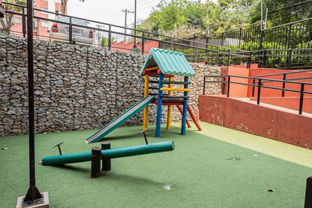 Apartamento para alugar com 52m², 2 quartos e 1 vaga Apartamento para alugar com 52m², 2 quartos e 1 vagaÁrea comum - Playground