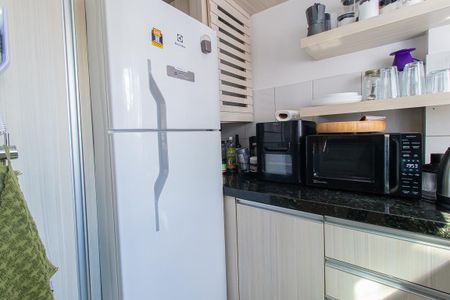 Cozinha - Armários de apartamento para alugar com 1 quarto, 65m² em Portão, Curitiba