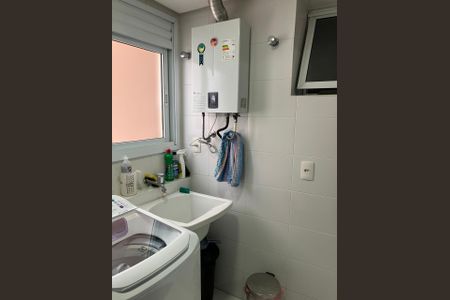 Apartamento à venda com 77m², 3 quartos e 2 vagasÁrea de serviço