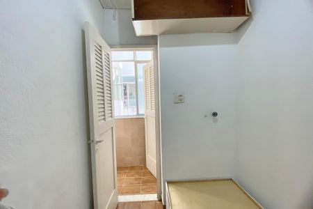 Apartamento para alugar com 70m², 2 quartos e 1 vagaQuarto de Serviço