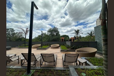 Apartamento para alugar com 95m², 3 quartos e 2 vagas Apartamento para alugar com 95m², 3 quartos e 2 vagasÁrea comum - Piscina