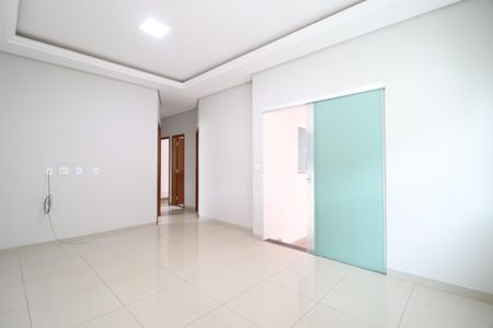 Sala de casa para alugar com 3 quartos, 165m² em Marta Helena, Uberlândia