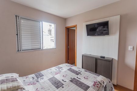 Suíte de apartamento à venda com 3 quartos, 78m² em Sagrada Família, Belo Horizonte