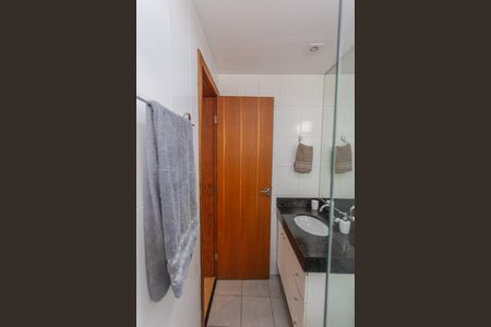 Apartamento à venda com 78m², 3 quartos e 2 vagasBanheiro Social