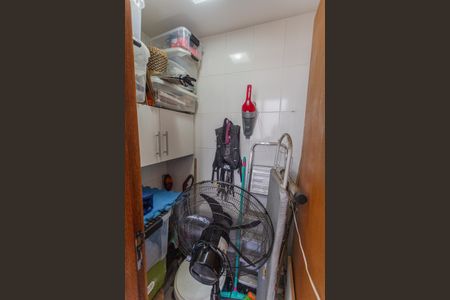 Apartamento à venda com 78m², 3 quartos e 2 vagasBanheiro de serviço