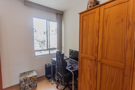 Apartamento à venda com 78m², 3 quartos e 2 vagasQuarto 2