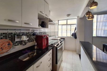 Cozinha de apartamento à venda com 2 quartos, 60m² em Fonseca, Niterói