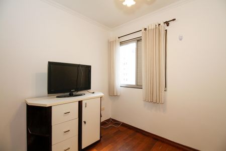 Quarto 1 de apartamento para alugar com 2 quartos, 66m² em Sumaré, São Paulo