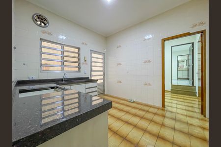 Casa à venda com 125m², 3 quartos e 2 vagasCozinha