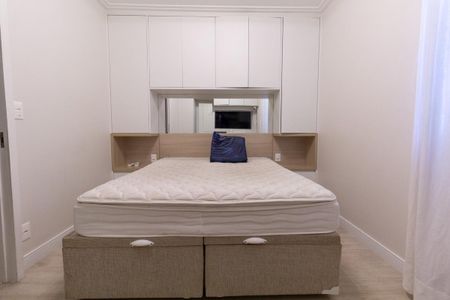 Casa de condomínio para alugar com 180m², 3 quartos e 2 vagasQuarto 1