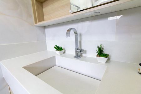 Casa de condomínio para alugar com 180m², 3 quartos e 2 vagasBanheiro 1