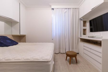 Quarto 1 de casa de condomínio à venda com 3 quartos, 180m² em Vila Carrão, São Paulo