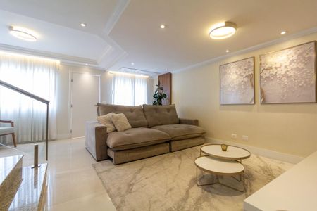 Casa de condomínio para alugar com 180m², 3 quartos e 2 vagasSala