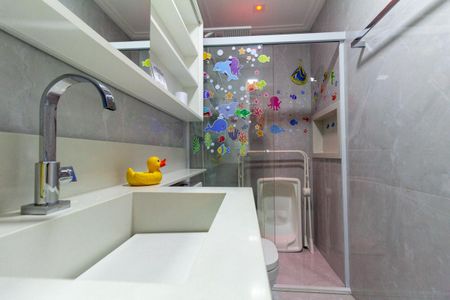 Casa de condomínio para alugar com 180m², 3 quartos e 2 vagasBanheiro 2