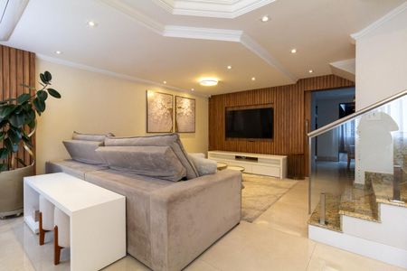 Sala de casa de condomínio à venda com 3 quartos, 180m² em Vila Carrão, São Paulo