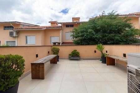 Casa de condomínio para alugar com 180m², 3 quartos e 2 vagasVaranda