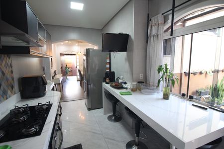 Casa à venda com 186m², 5 quartos e 3 vagasCozinha