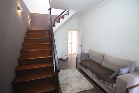 Casa à venda com 186m², 5 quartos e 3 vagasSala 2