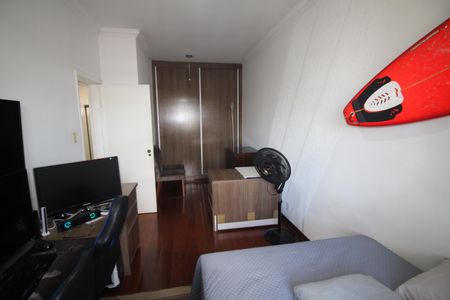 Casa à venda com 186m², 5 quartos e 3 vagasQuarto 4