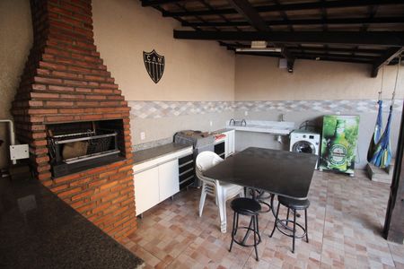 Casa à venda com 186m², 5 quartos e 3 vagasÁrea de Serviço e Area Gourmet