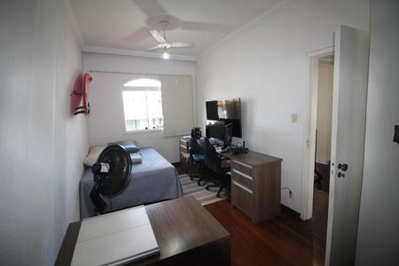 Casa à venda com 186m², 5 quartos e 3 vagasQuarto 4